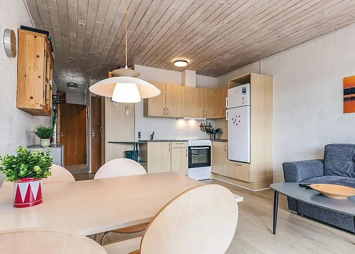 4 Person In * Vestervig